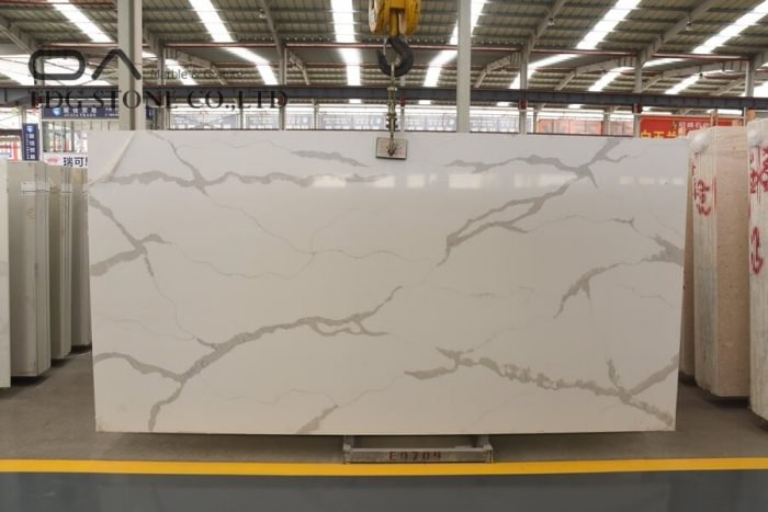 Calacatta imperiale quartz